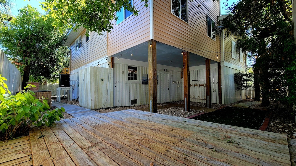 1004 2nd Avenue by Tybee Vacation Rentals
