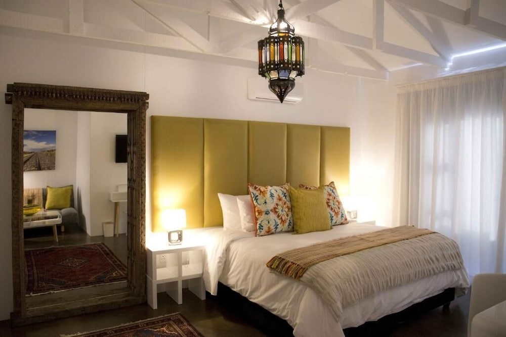 The Rez Guesthouse