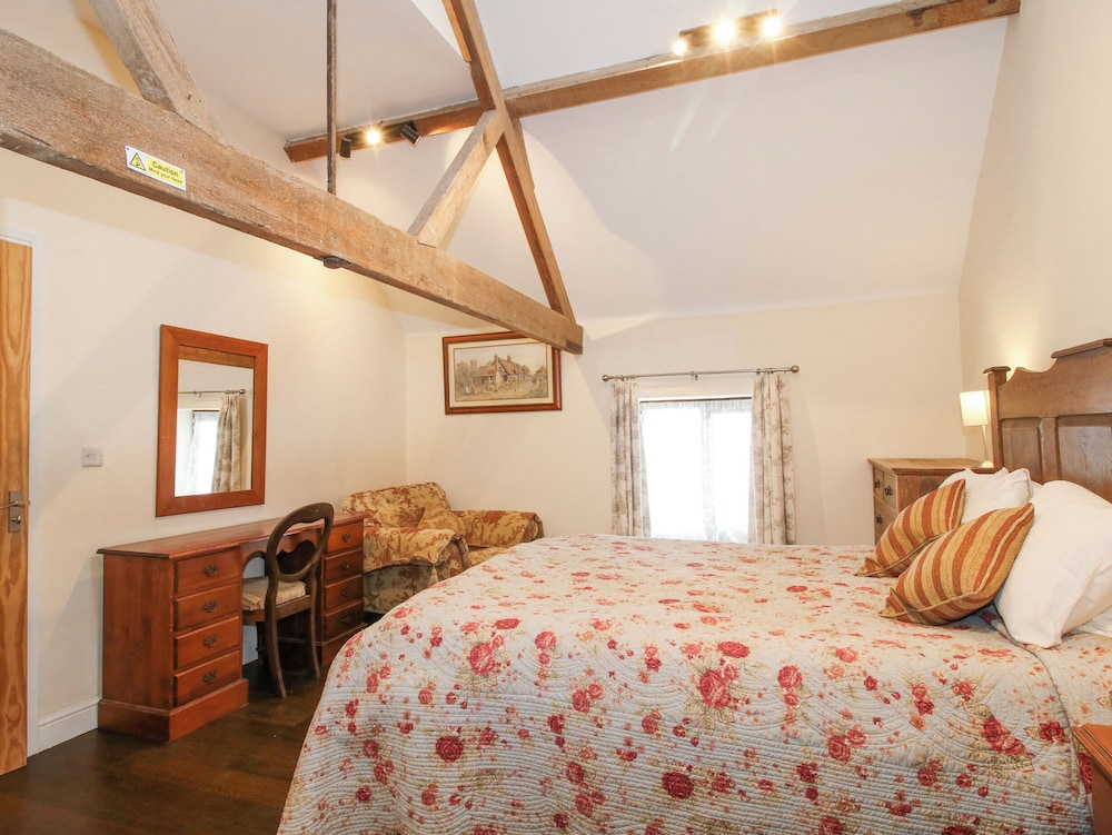 Millstone Cottages - Breidden View