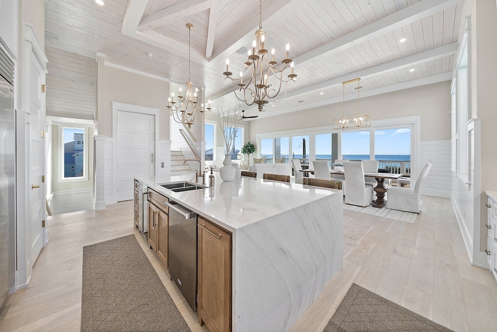 Pink Tequila Sunrise 7 Bedroom Home