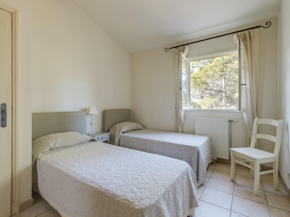 La Motte Resort Near Beach