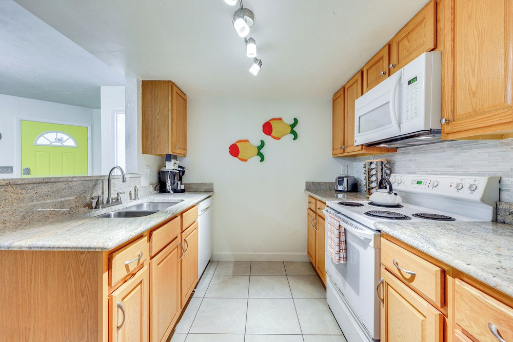 Walk to Beach: Gem w/ Fenced Yard in St Augustine