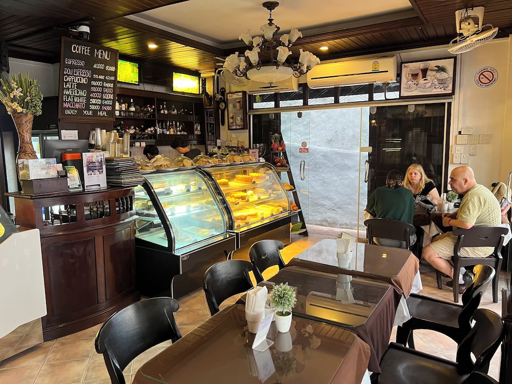 Luang Prabang Bakery & Guest House