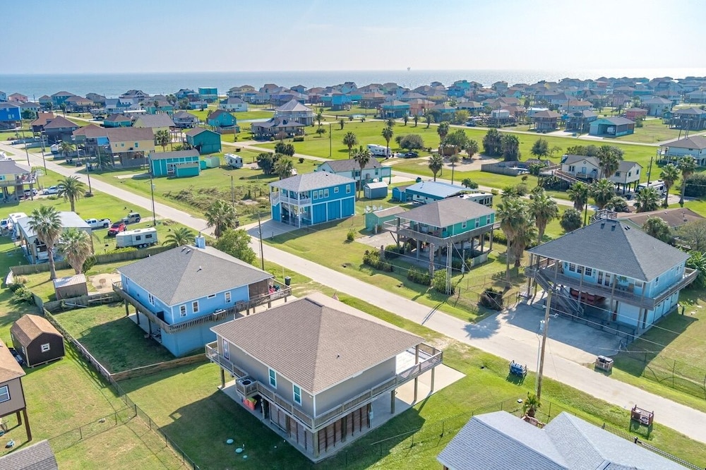 Life's A Beach 3 Bedroom Home