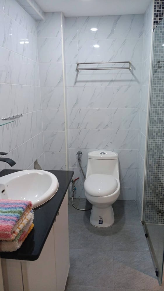 Sombat Condo Seaview 1 Bedroom