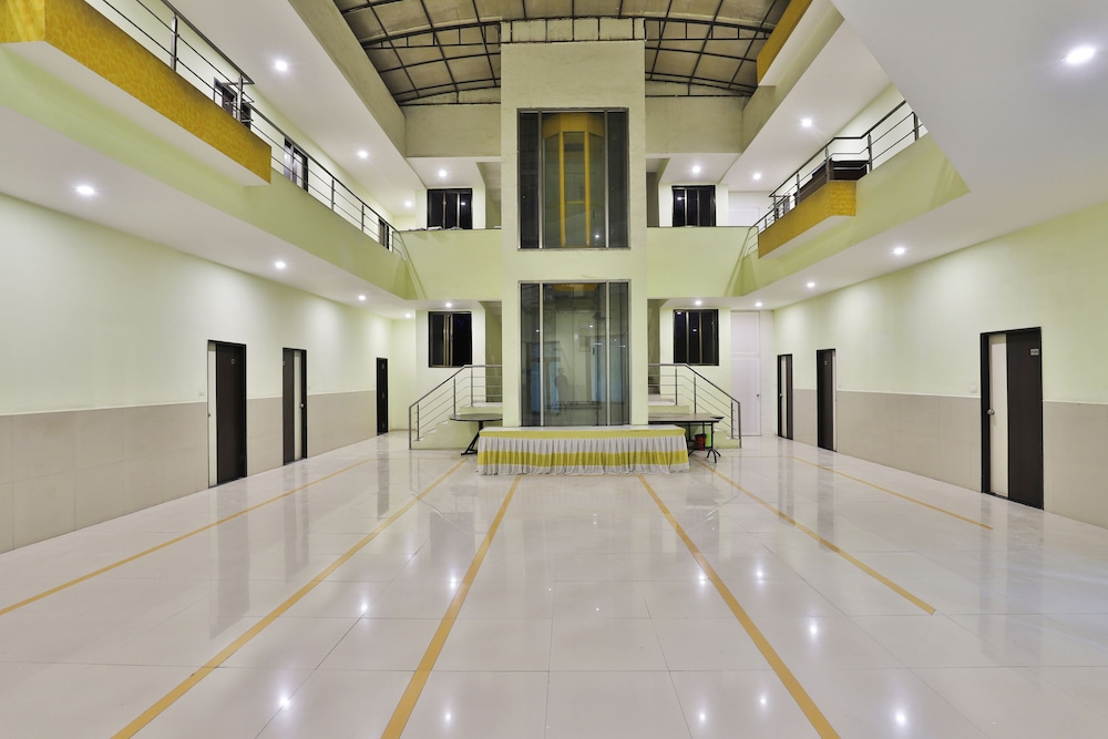 meeting & event spaces