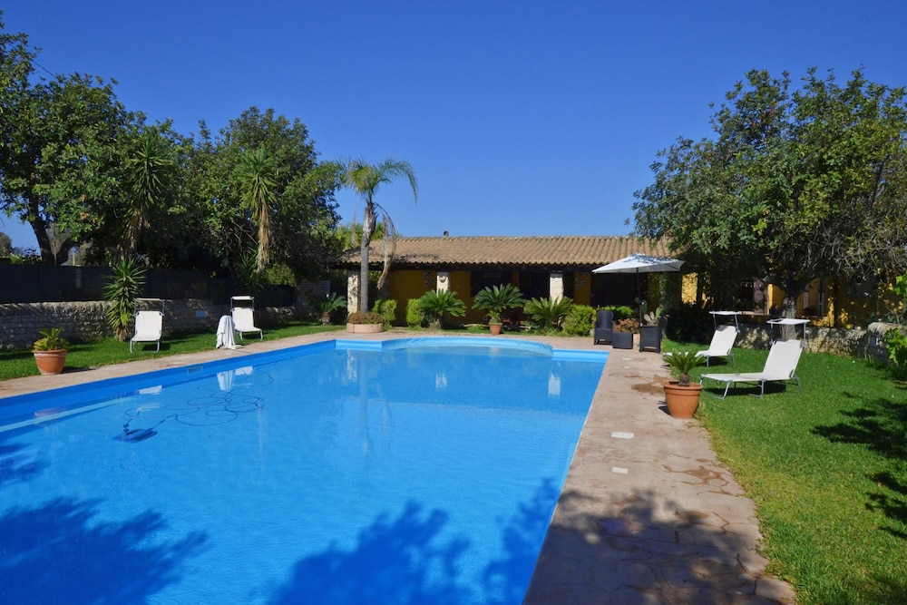 Villa Torres in Scicli view 2