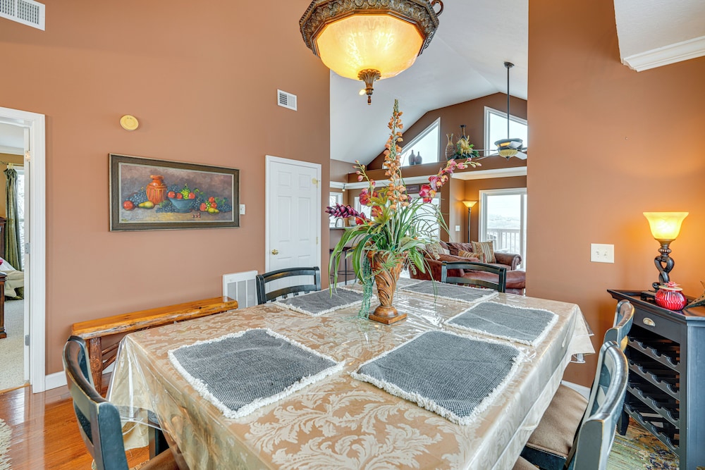 2 Mi to Ski Resort: Beech Mtn Home w/ Fire Pit! view 3