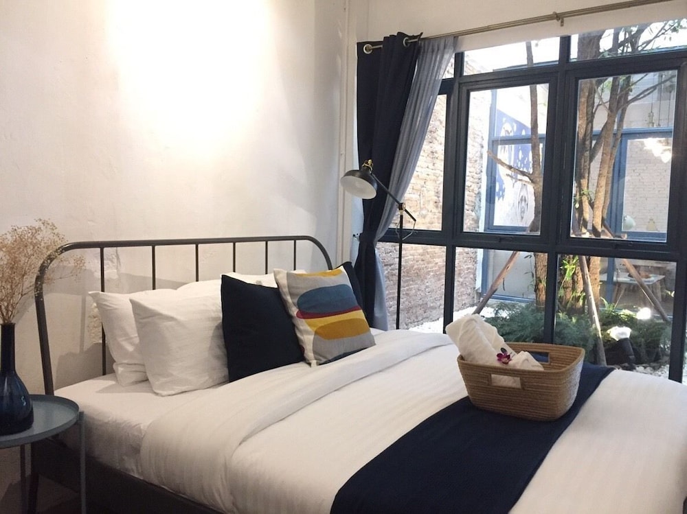 Spinomad Hostel