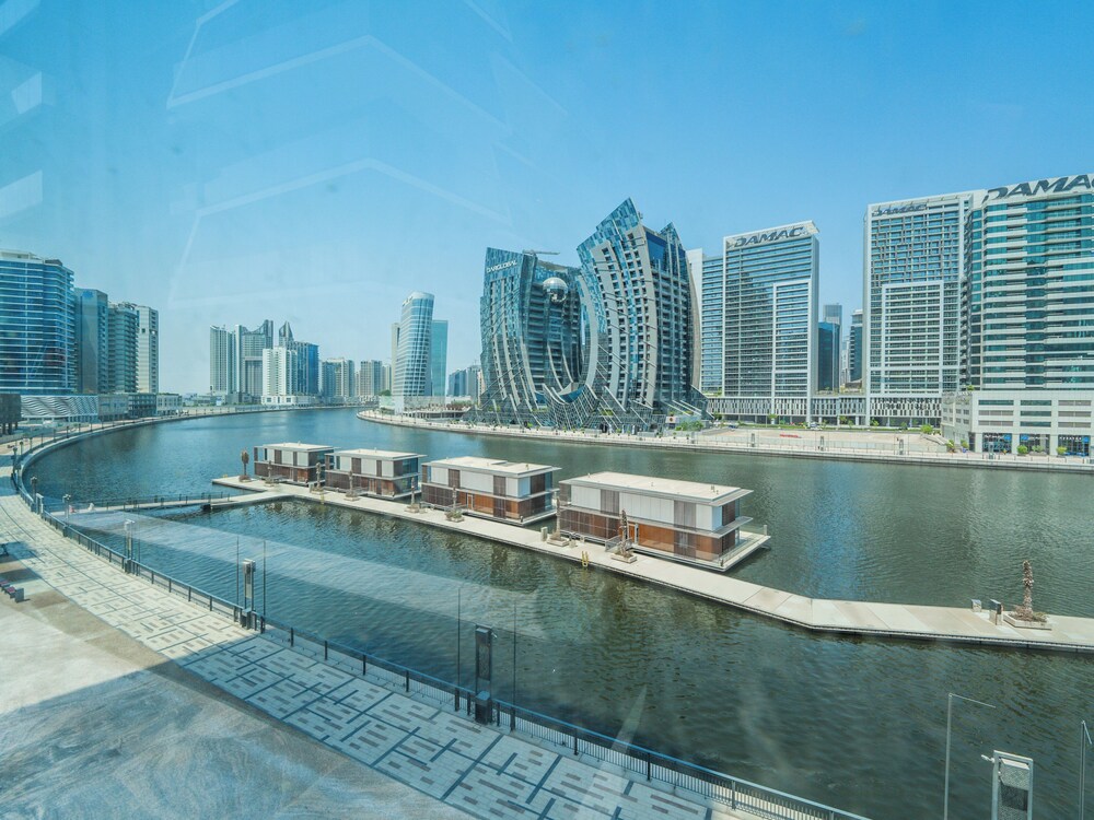 Jaw-Dropping Canal Views From This Stylish Condo