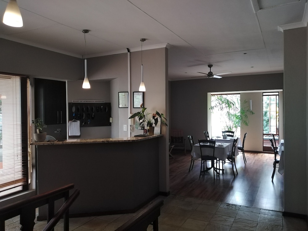 Acacia Guesthouse view 2