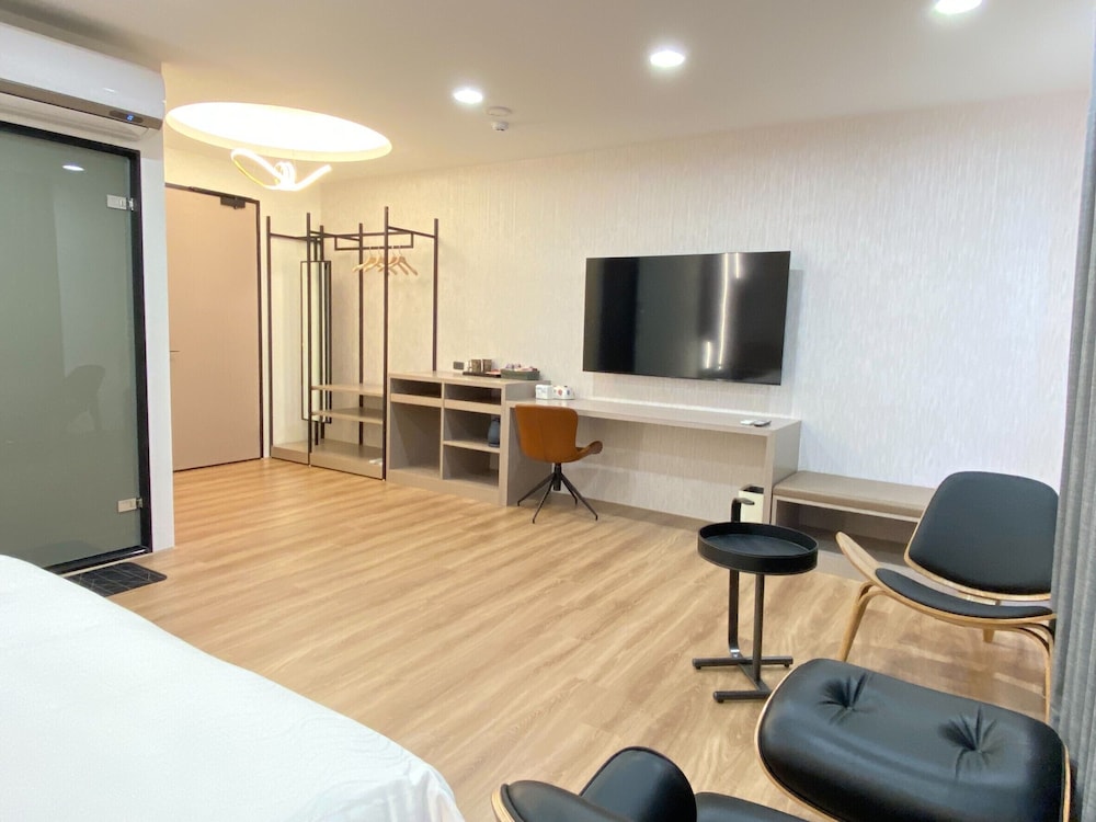 leisurelyinn