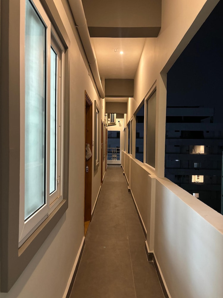 PS ELITE HOME STAY