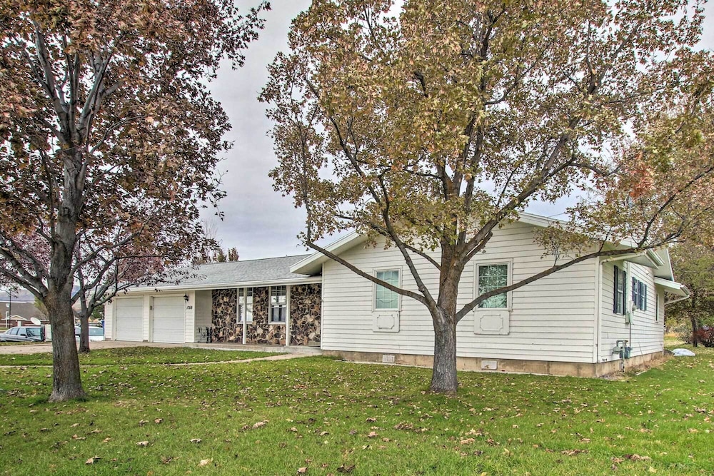Logan Vacations - North Logan Studio, Walk to Utah State Campus! - Property Image 5