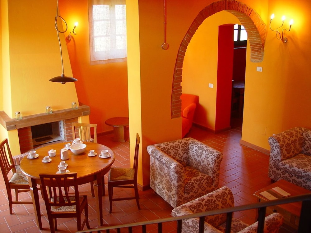 Poggio Cennina Resort