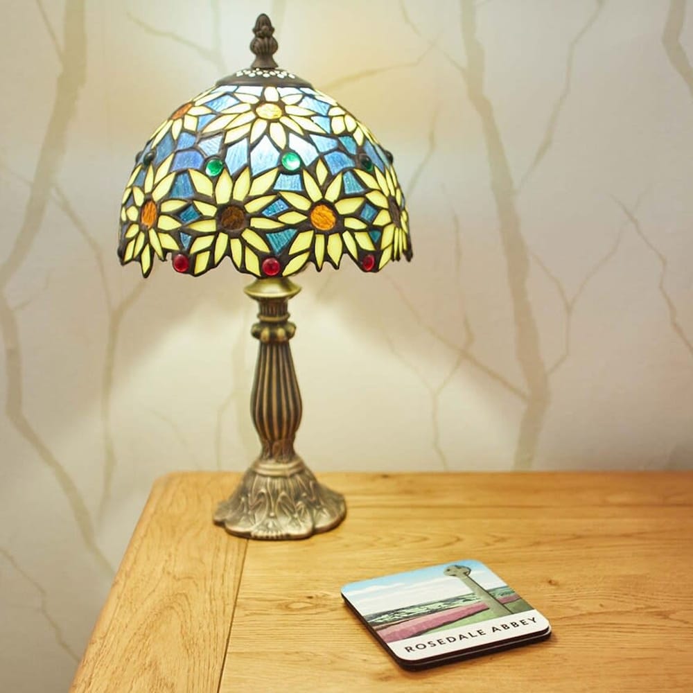 Host Stay Rosella Cottage
