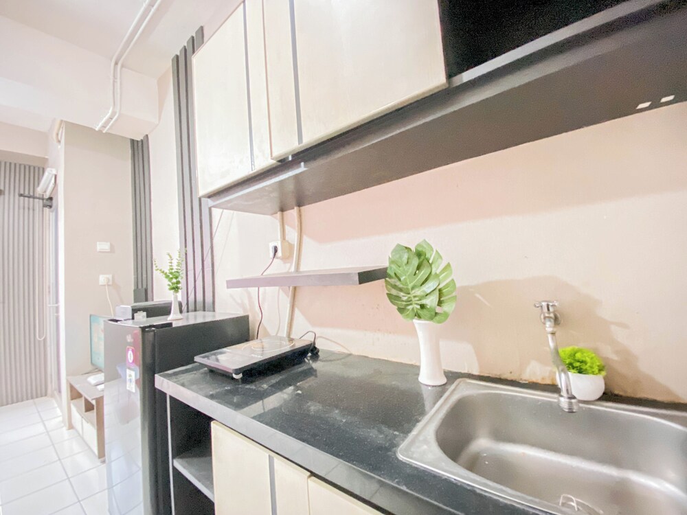 Spacious 1BR at Grand Asia Afrika Apartment