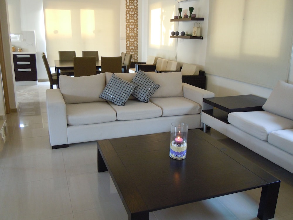 Athena Beach Villa