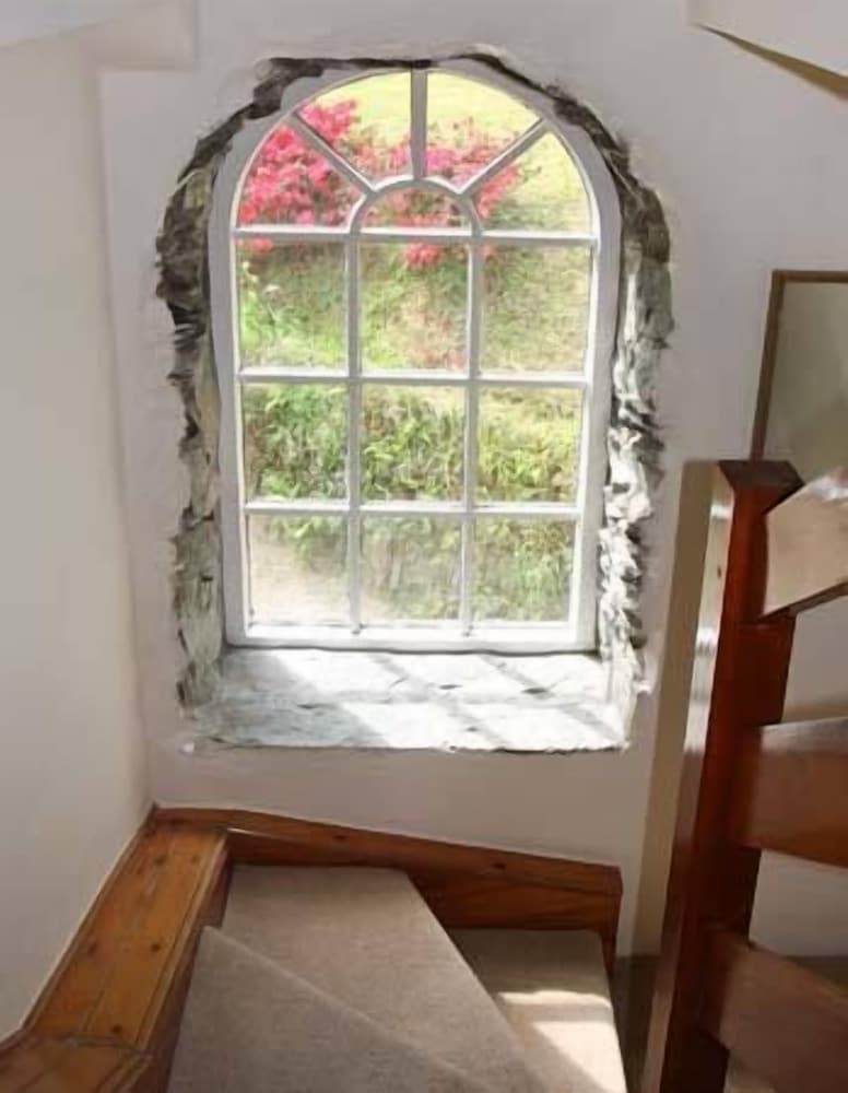 Yelverton Vacations - Tuckermarsh Quay River Cottage 2 - Property Image 5