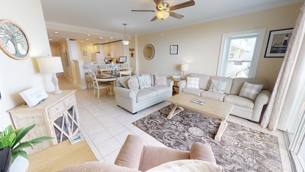 Beach House 2 by Tybee Vacation Rentals
