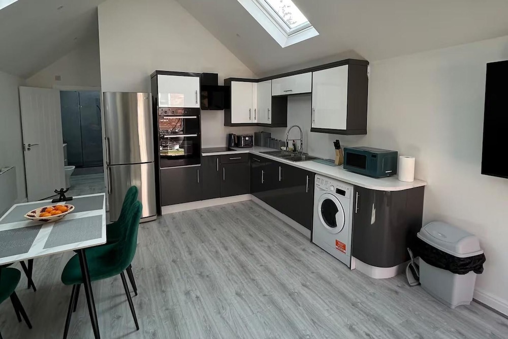 Seaside Cottage Escape in Southport