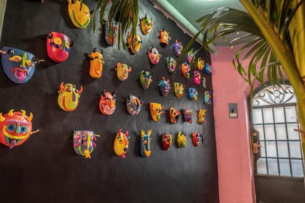 Homestal California Hostal Tlaquepaque