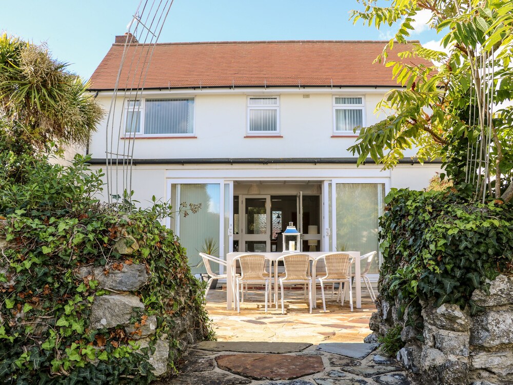 5 Sea Way
