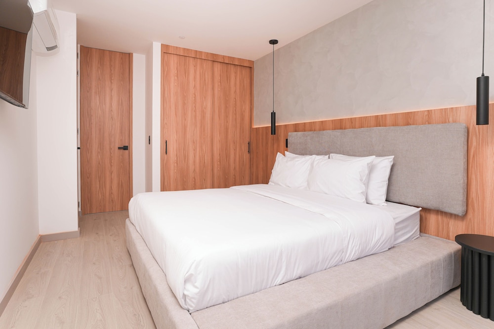Metropolitan Living by HOUSY