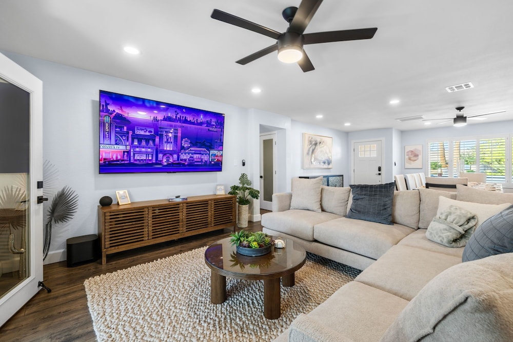 Desert Oasis Retreat Pool Spa Gameroom