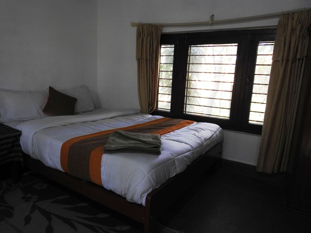 Rhino Lodge Bardia