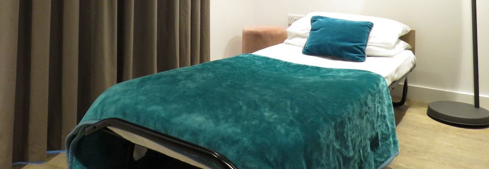 Tudors eSuites JQ Regency Kingsize view 4