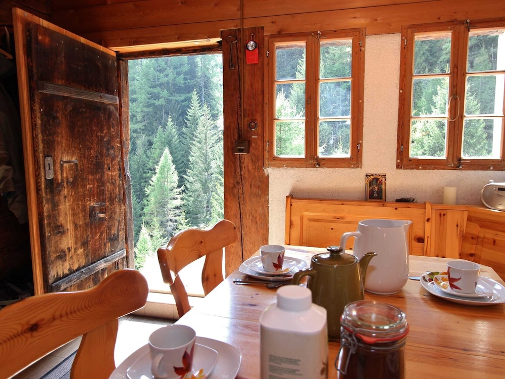 Chalet in Binn Near Forest & Scenic Valley view 5