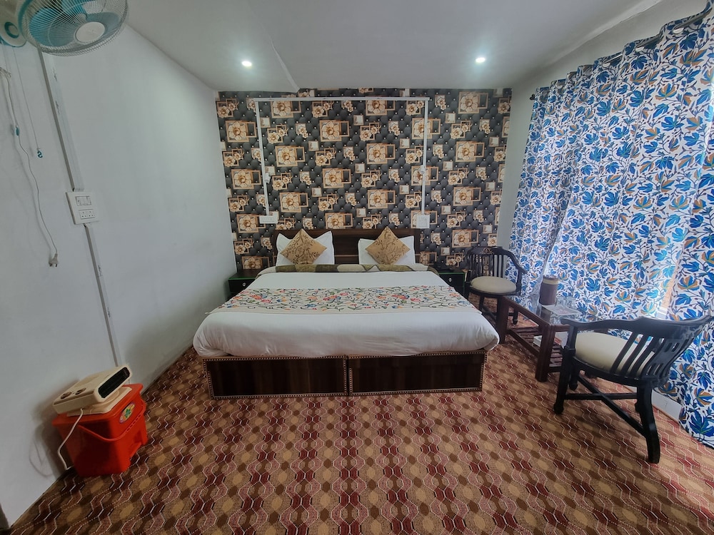 New Relax Inn