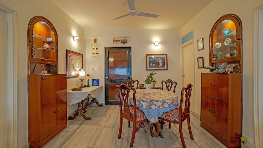 Yellowbrick-Calcutta's Freshest BnB
