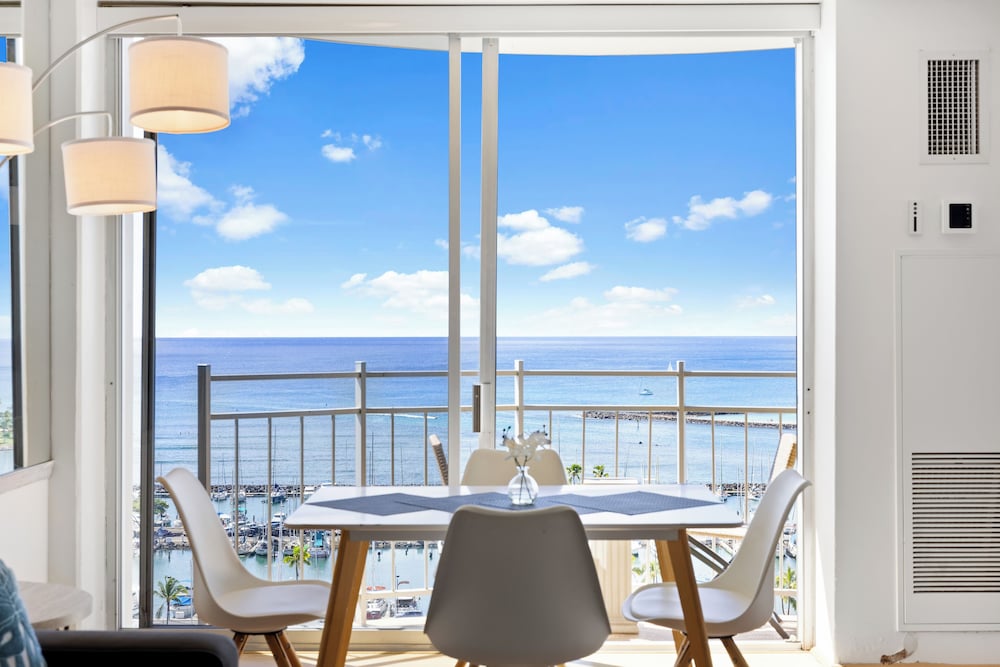 Ilikai Marina 1Bedroom