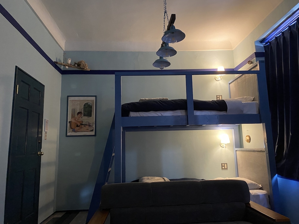 Little Barrel Guest House - Hostel, photo 27