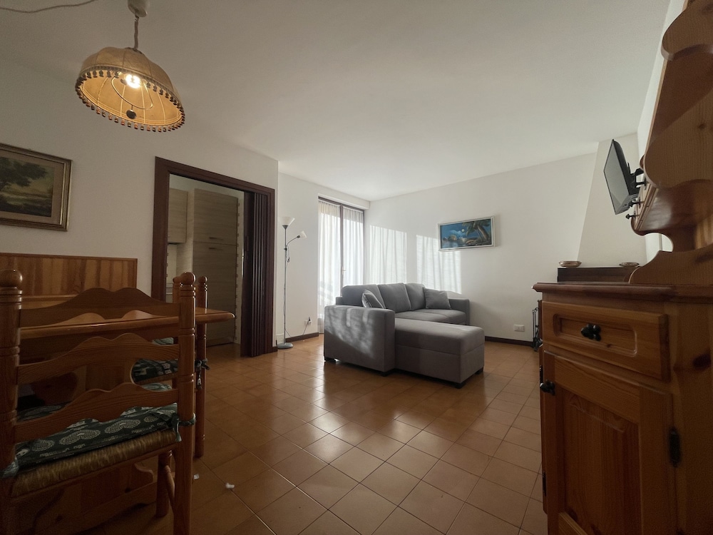 035 Trilocale Giustino