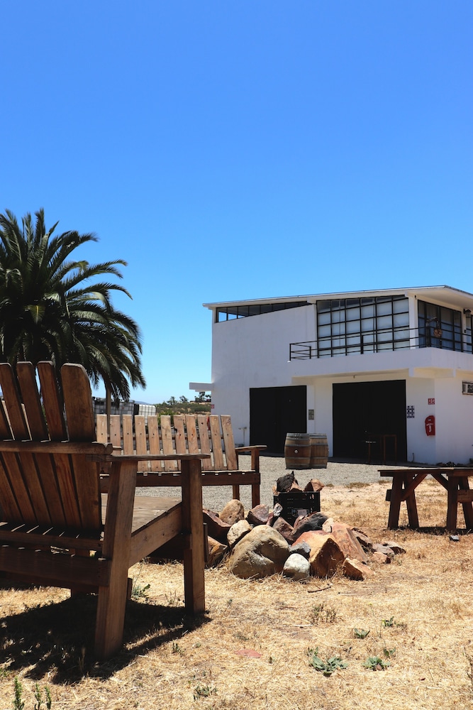 Hotel Wine country In Valle de Guadalupe - Image 1