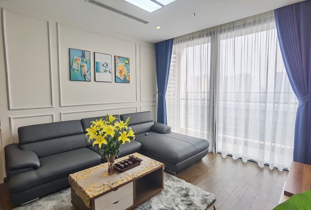 Vinhomes West Point Residence