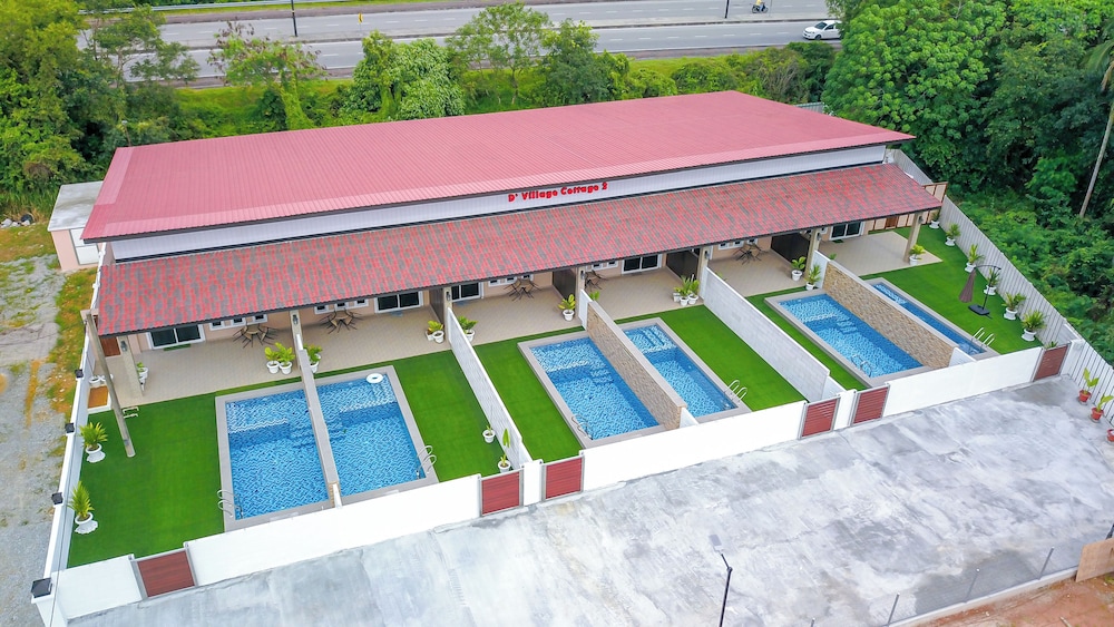 D' Village Cottage 2 – Private Pool Villas