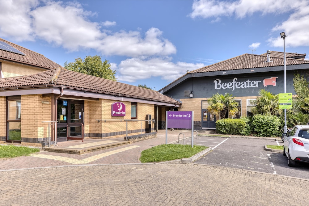 Premier Inn Basingstoke West, photo 7