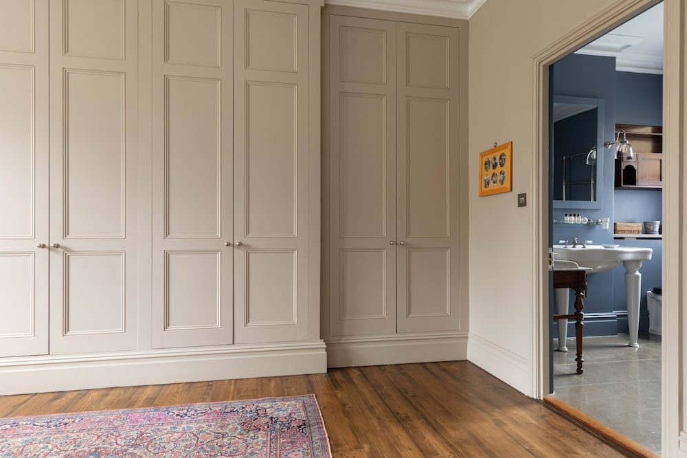 Caithness Road VI by Onefinestay