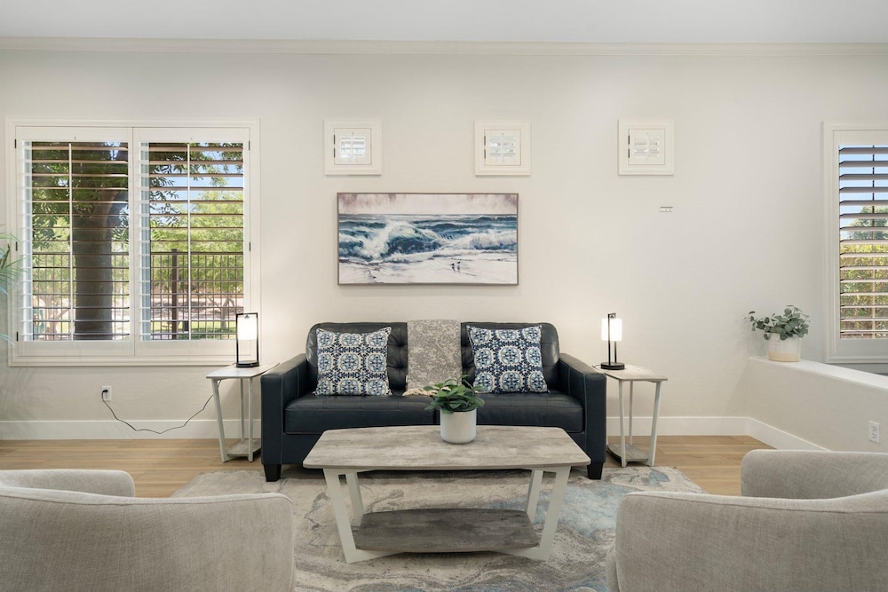 Dublin in Gilbert With 4 Bedrooms and 2 Bathrooms
