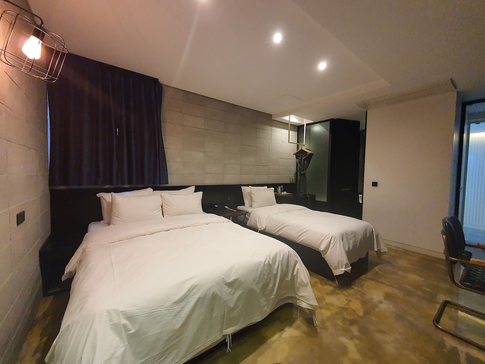Hotel The Designers Kondae 39