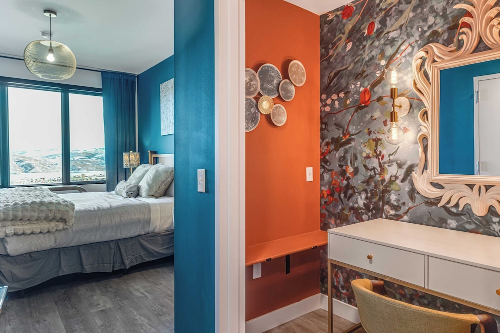 Jordanelle Sunrise Modern Condo, Gondola Access, Year-round Outdoor Fun