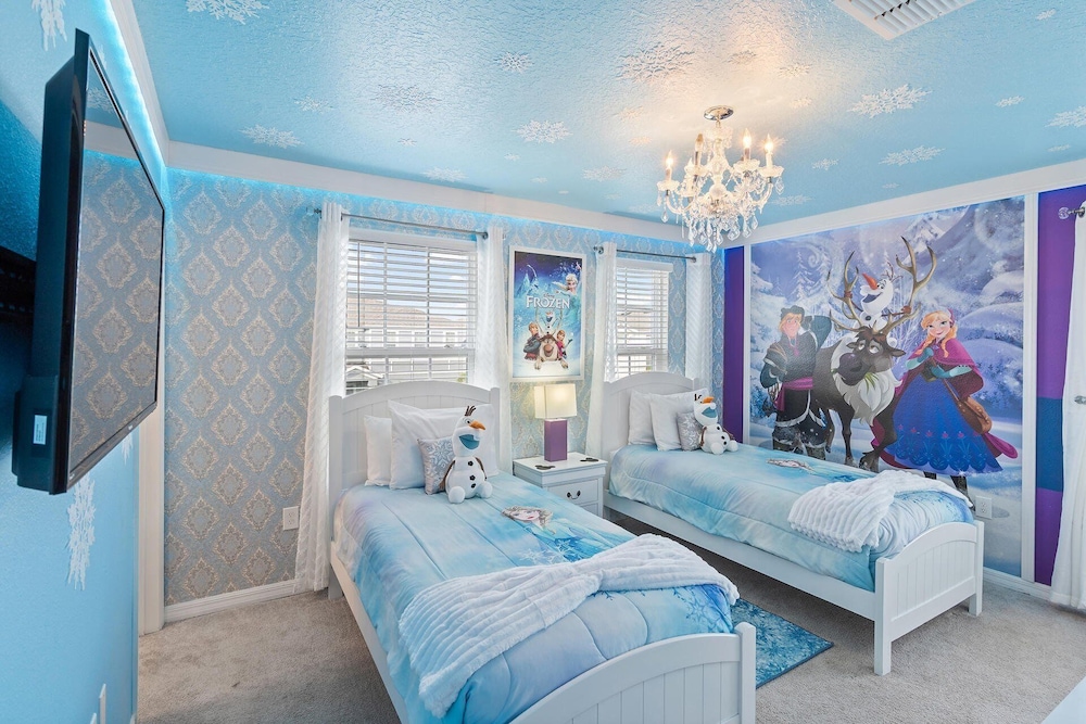 Windsor Island Resort 10 Bedroom Themed Private Home with Pool+Spa & Resort Amenity Access 10 Home