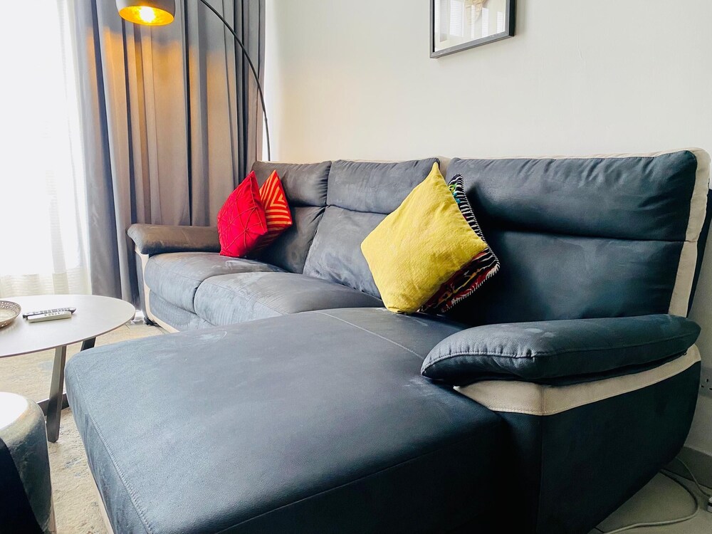 Meraki Homes at Embassy Gardens