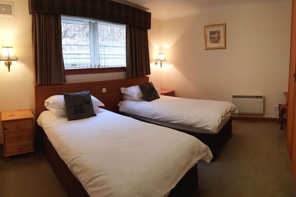 Loch Rannoch Highland Club Otter Lodge 07