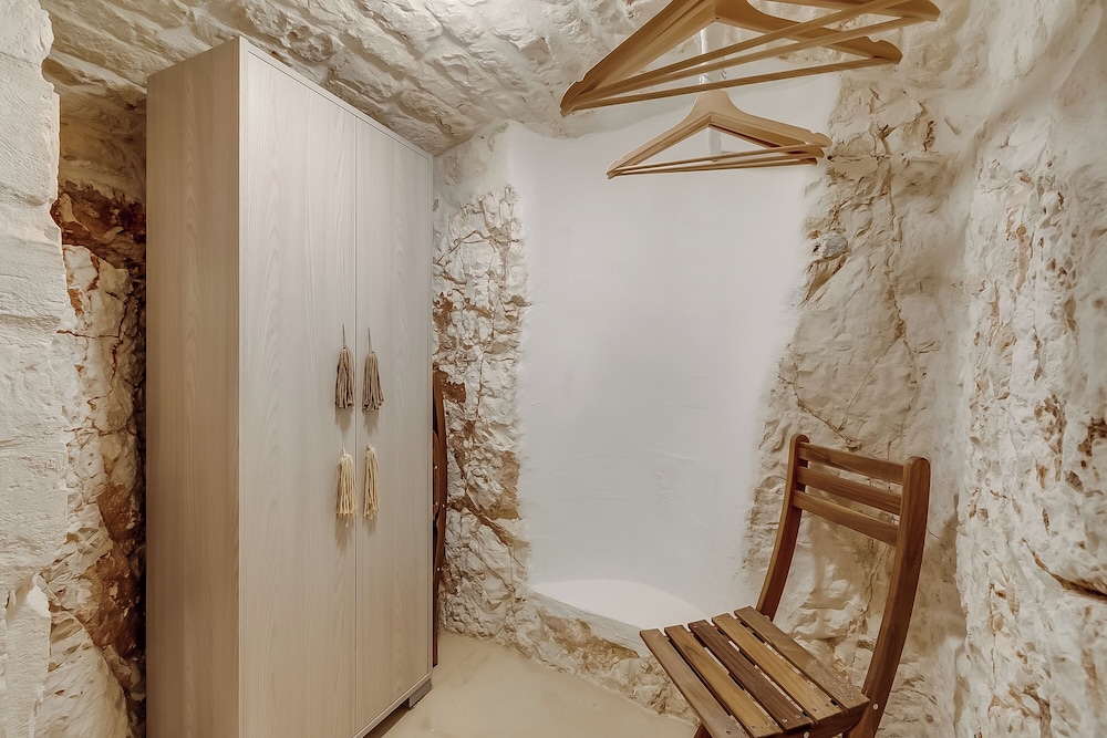 Maison 43 Ostuni With Indoor Pool
