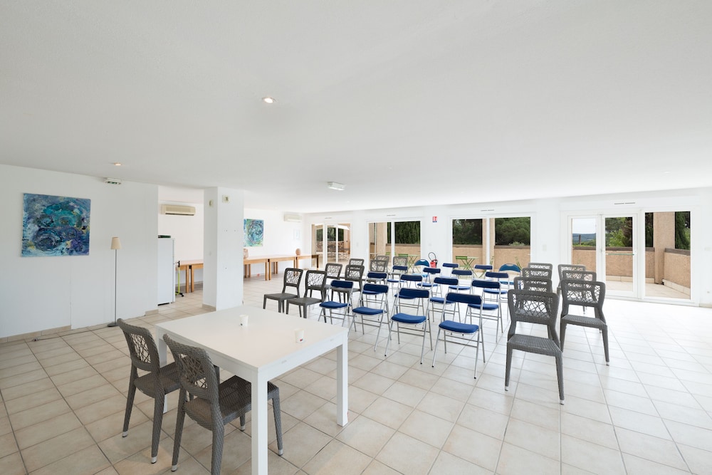 meeting & event spaces
